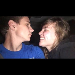 Meet your Posher, Abigail